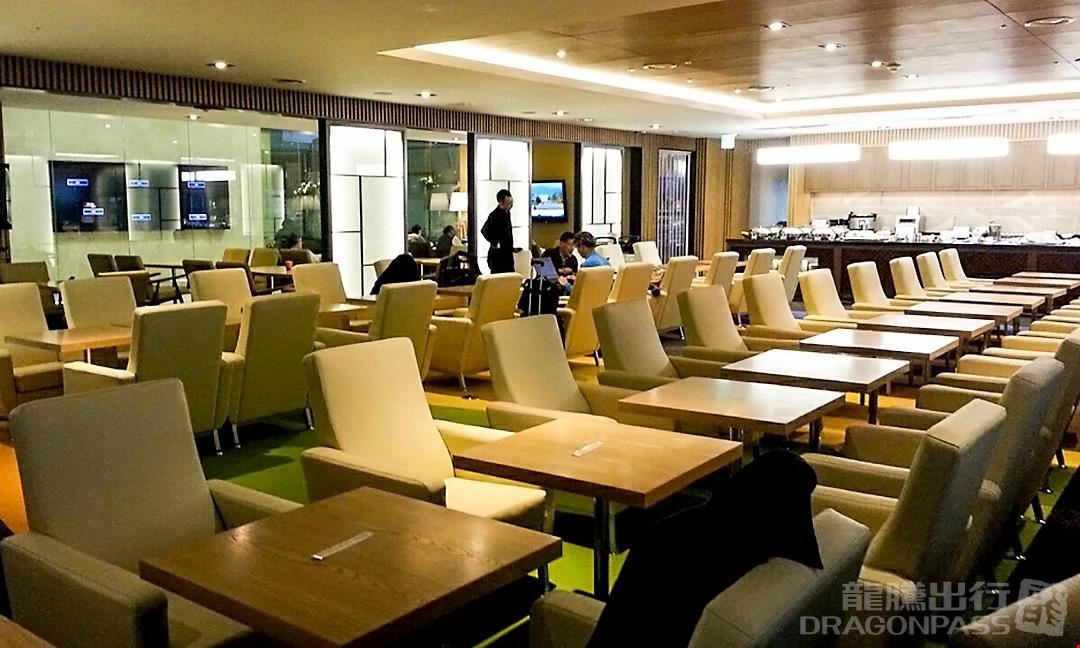 Sky Hub Lounge (East Wing) Incheon International Airport Terminal 1