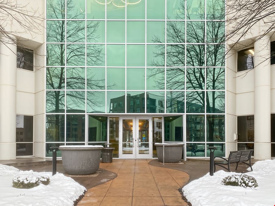 Regus - Madison West - Middleton