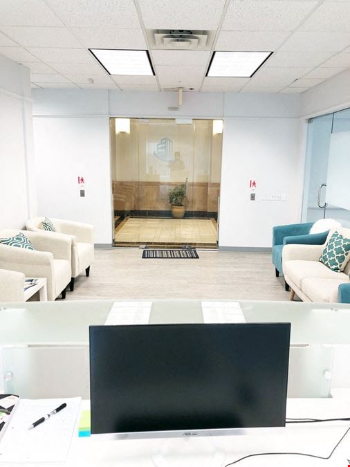 12 South Summit Avenue