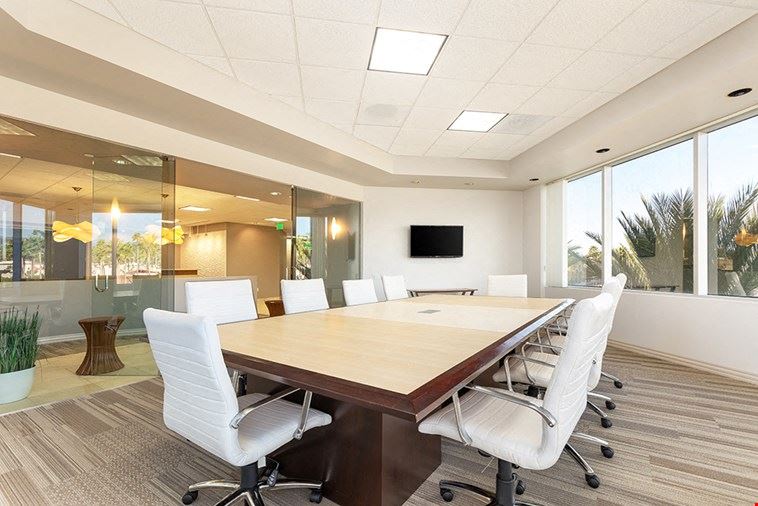 12 Person Meeting Room