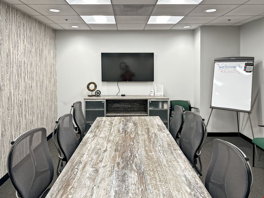 CA, Sherman Oaks - Galleria