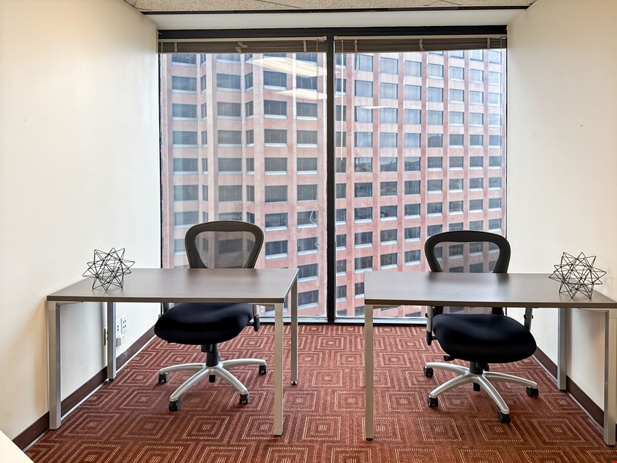 LA, New Orleans - St Charles and Poydras