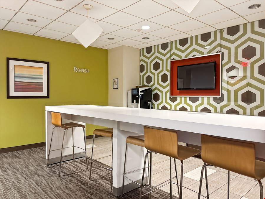 Regus - Burr Ridge - Village Center
