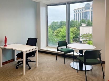 NC, Charlotte - Southpark Fairview