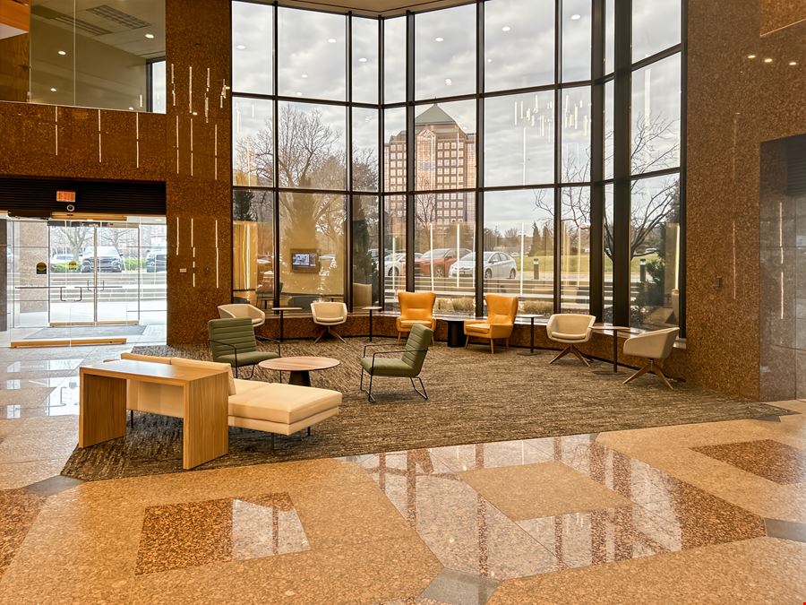 HQ - Overland Park - Commerce Plaza