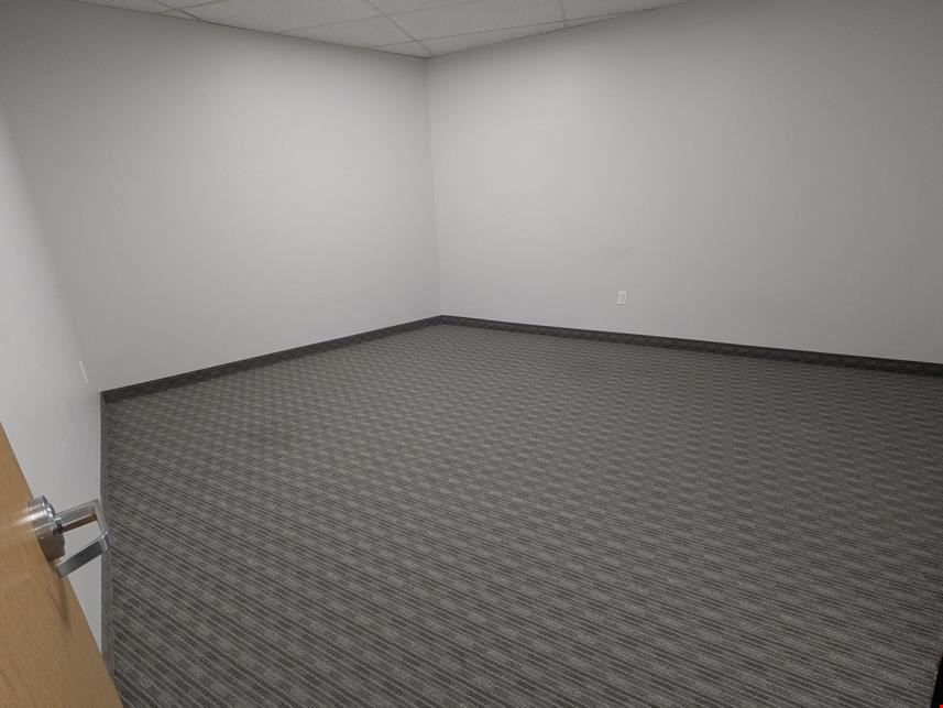 Workstyle Flexible Spaces - 14800 Quorum Drive