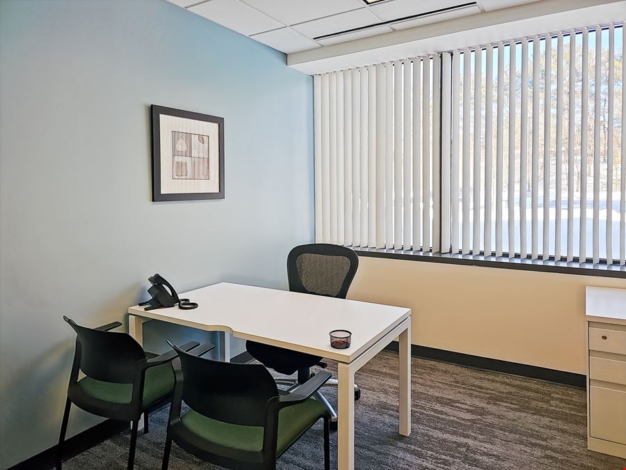 Regus - Burlington - The District