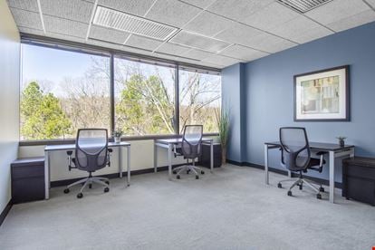 Regus - Cummings Research Park
