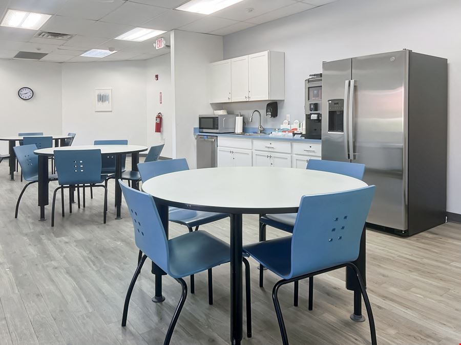 PA, Pittsburgh - Alpha Dr