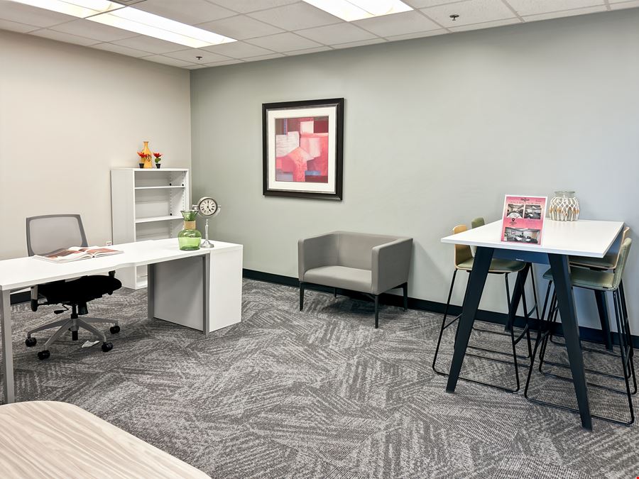 Regus - Indianapolis - Parkwood Crossing Center