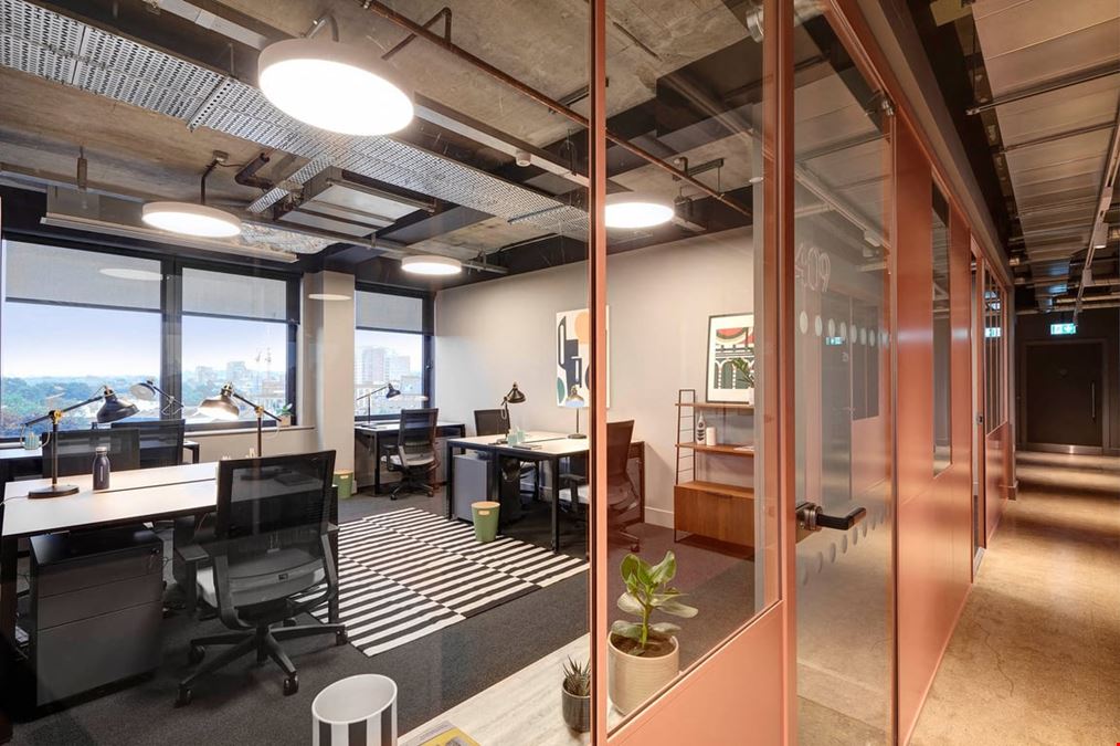 Clockwise - Wood Green