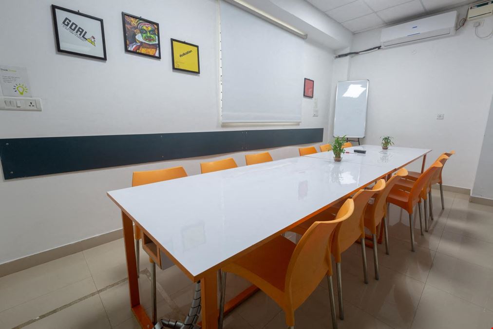 Bhive Workspace - HSR S 6