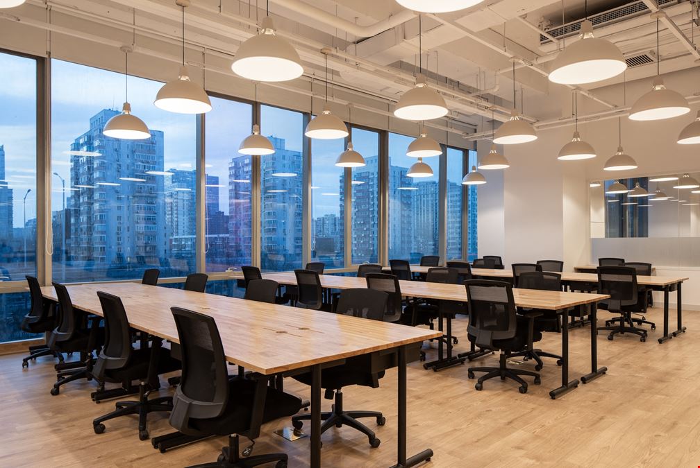 Good World Commercial Plaza