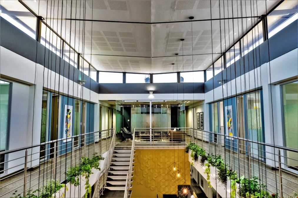 FutureSpace - 2 Bruton Rd