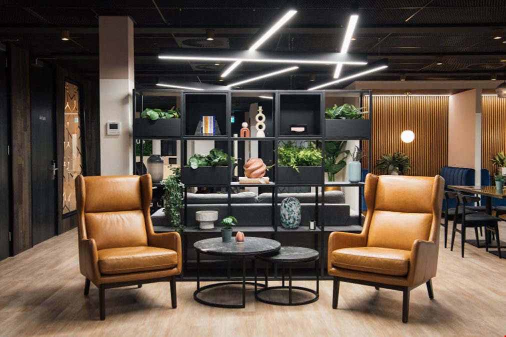 WIZU - One Embankment