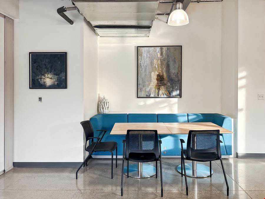 WA, Bainbridge - Ravine Ln