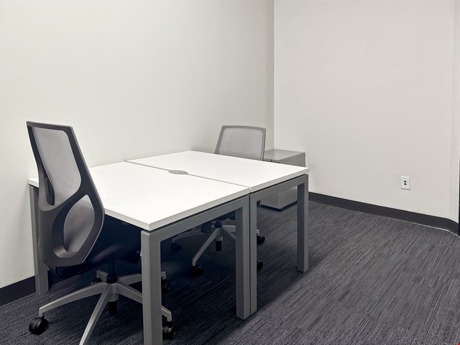 LA, New Orleans - Place St. Charles