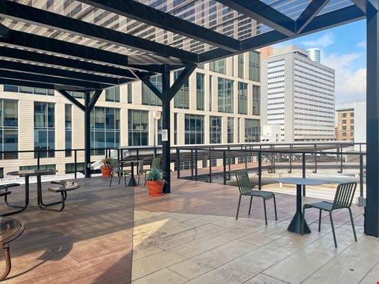 TX, Houston - Spaces Downtown Greenstreet