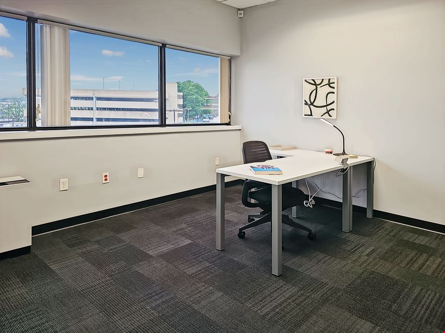 Eugene O'Neill Drive