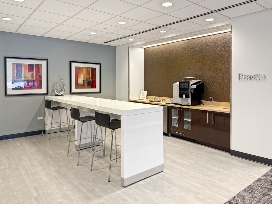 Regus - Lake Forest – Landmark Conway Farms