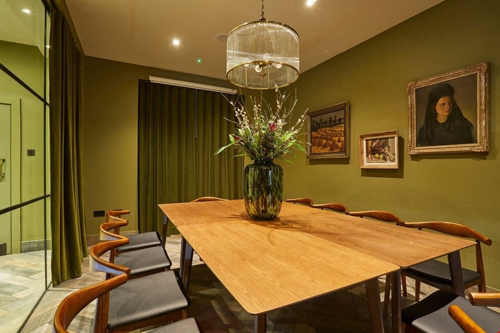 Georgian House - Hotel