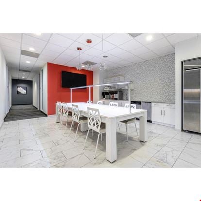 Regus - Miami Airport - Blue Lagoon