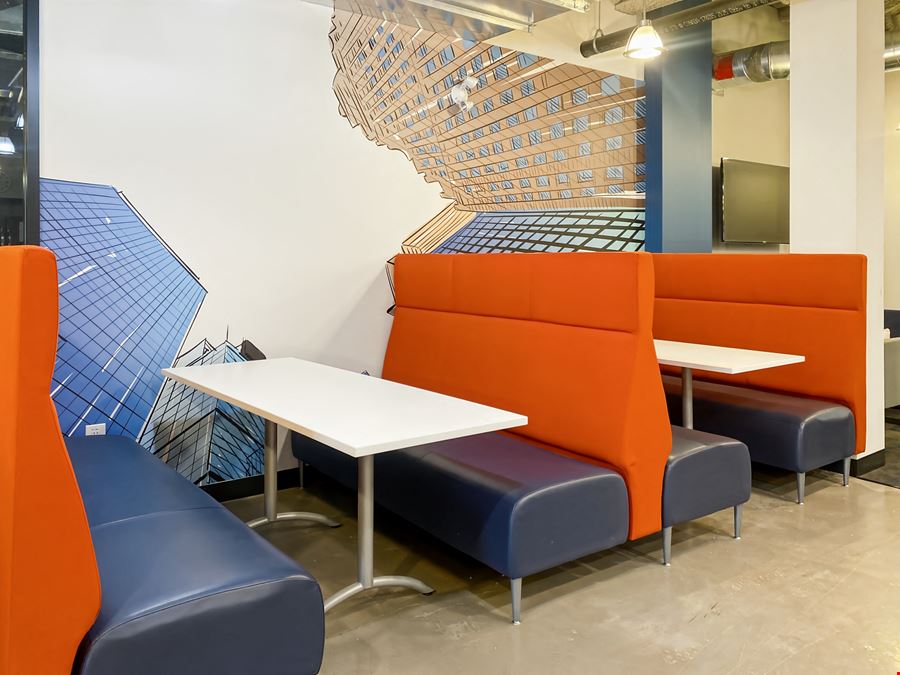 Regus - Levis