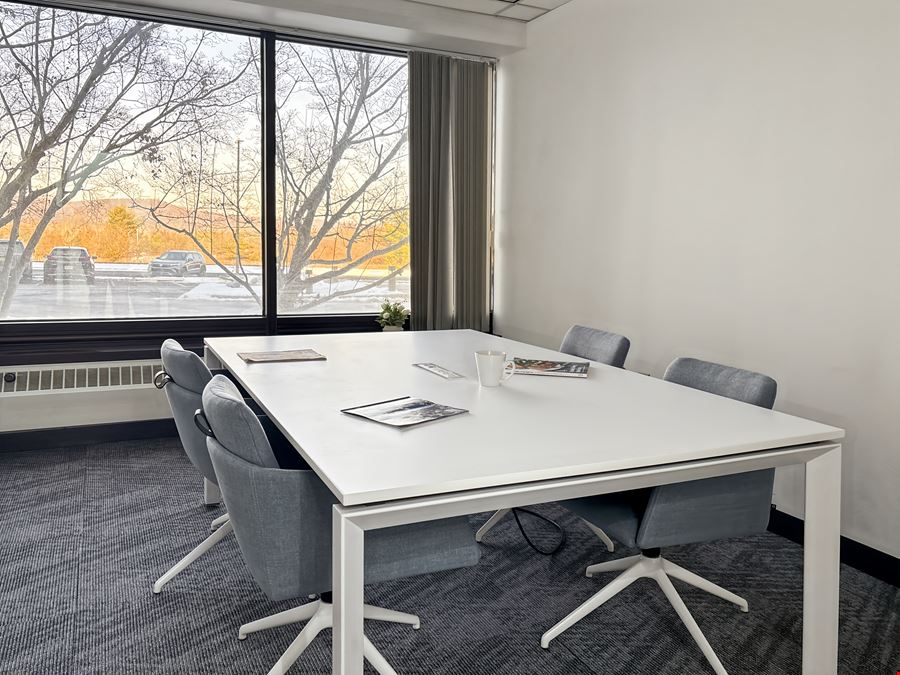 Regus - Hampton - Frontage Rd