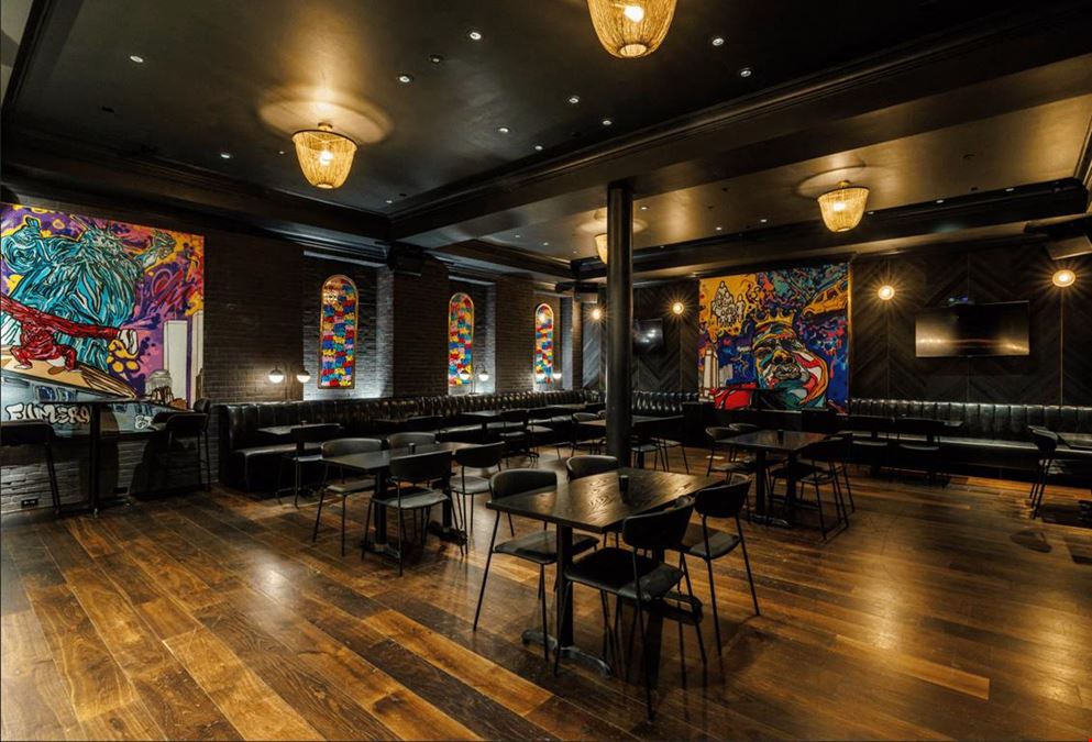 45-Person Meeting Space + Happy Hour Extension, A/V Basic Package, Professional Sound System (3 Hours)