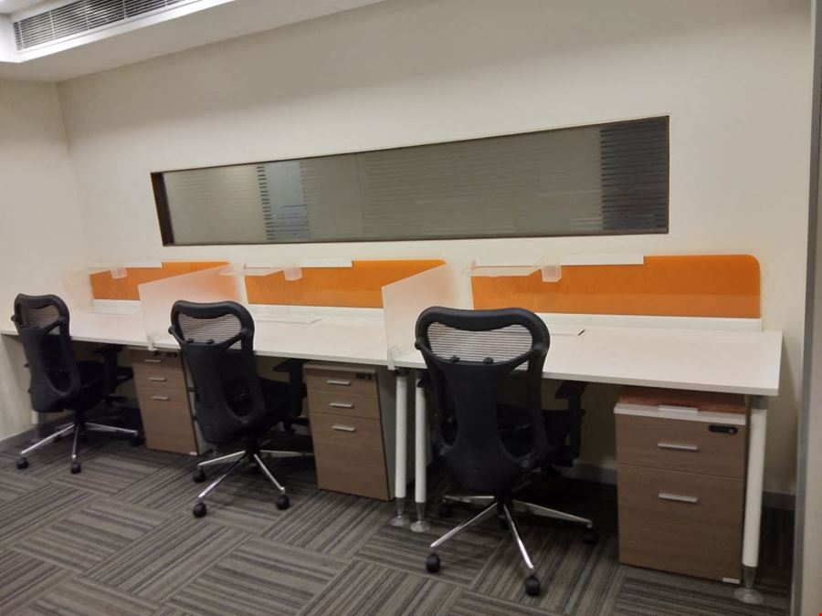 Featherlite Evoma - Marathalli