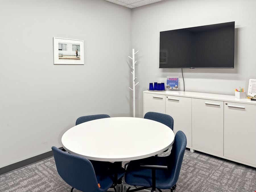 Regus - Wauwatosa - Honey Creek Corporate Center