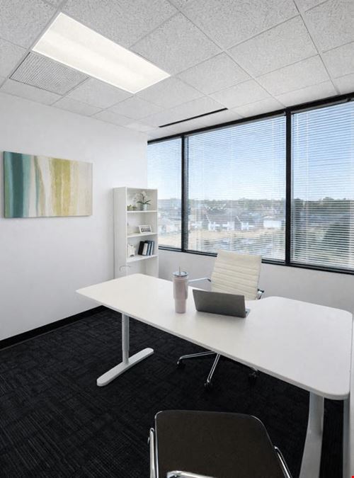 Private Day Office 2
