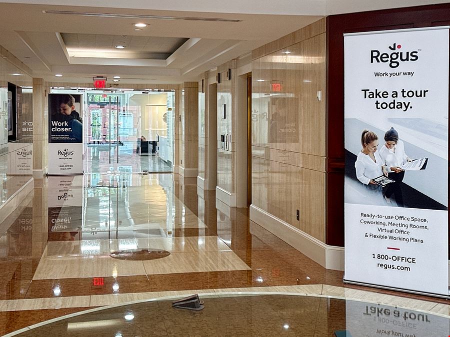 Regus - Alexandria - 211 N Union