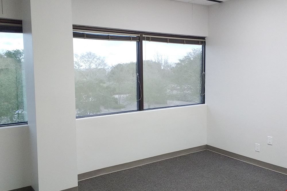 Workstyle Flexible Spaces - 12808 West Airport Blvd