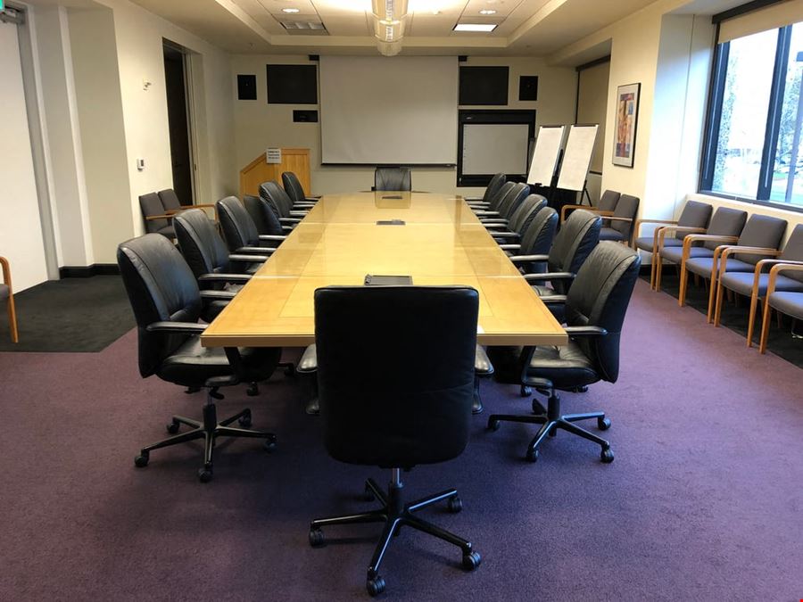 FalconX Boardroom