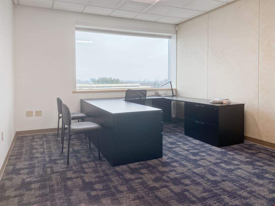 Regus - Madison - Heartland Trl