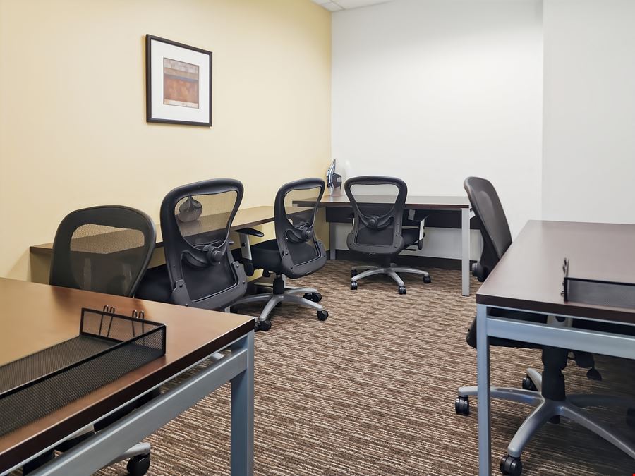 Regus - Greenwood Village - Tuscany Plaza