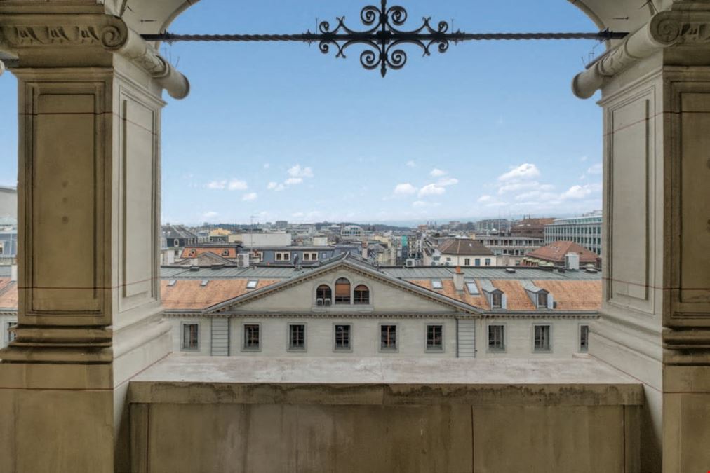 Satellite Office - Hotel de Banque