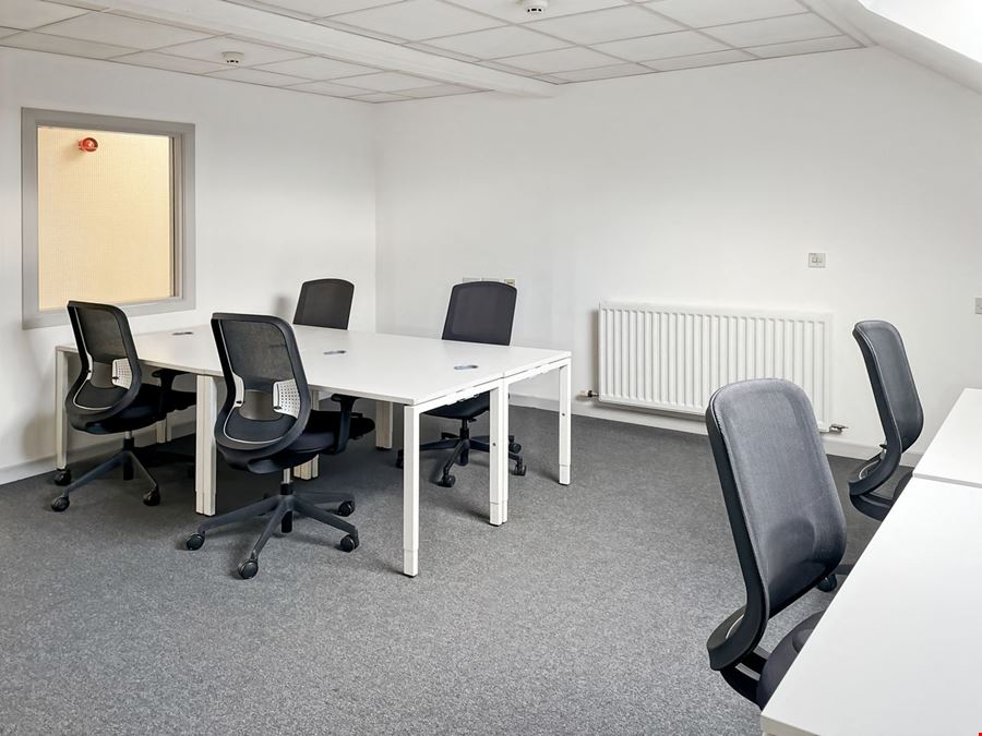 Regus - Coleraine River House