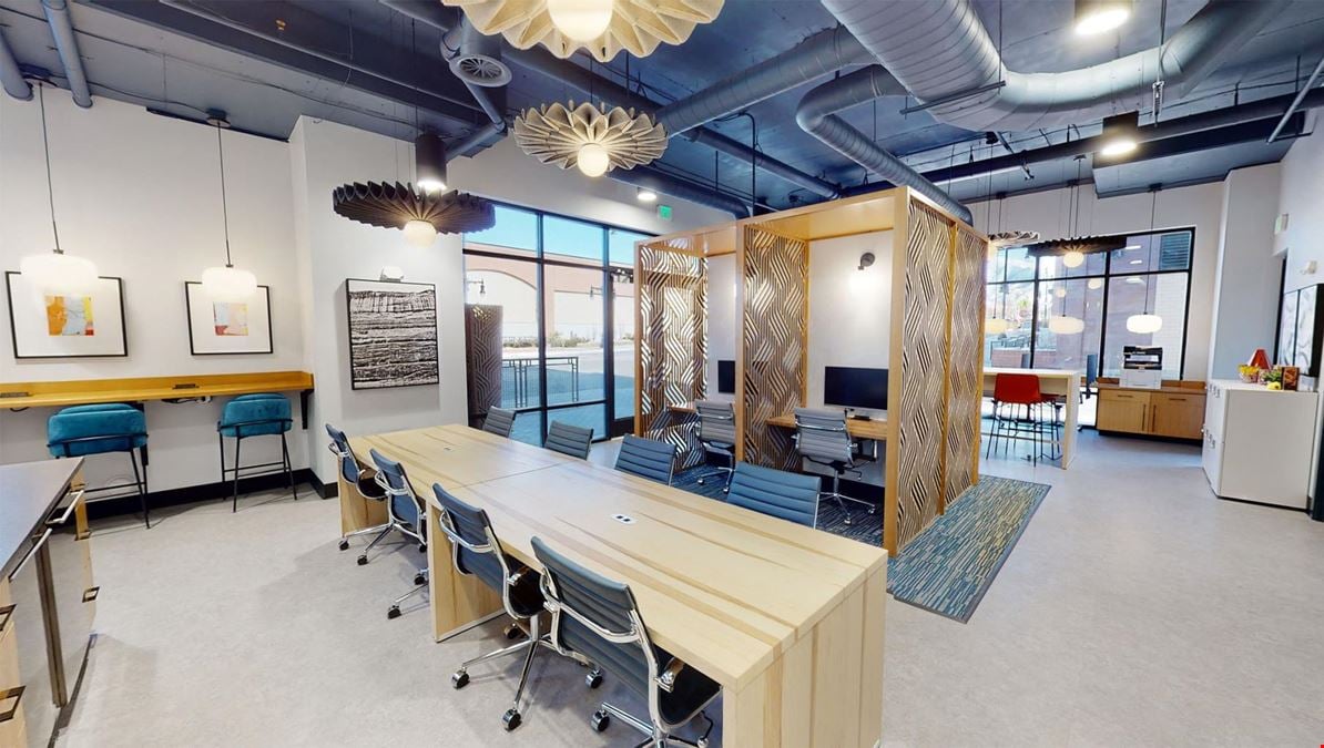 Apt CoWork at Park Avenue - Open Seating