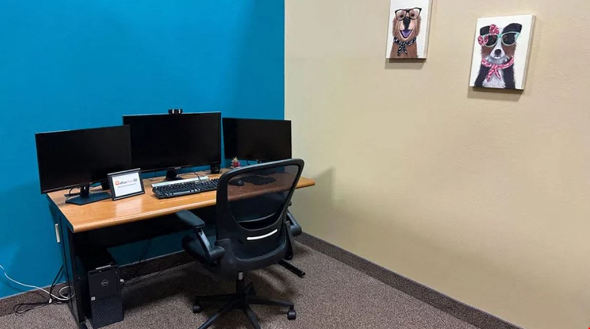 Private Day Office 123