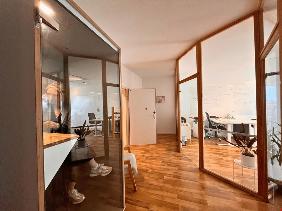 THE GATE BERLIN - Tor 177.04