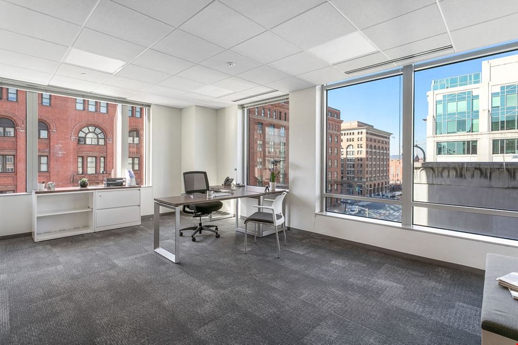 3-5 Person Private Exterior Office