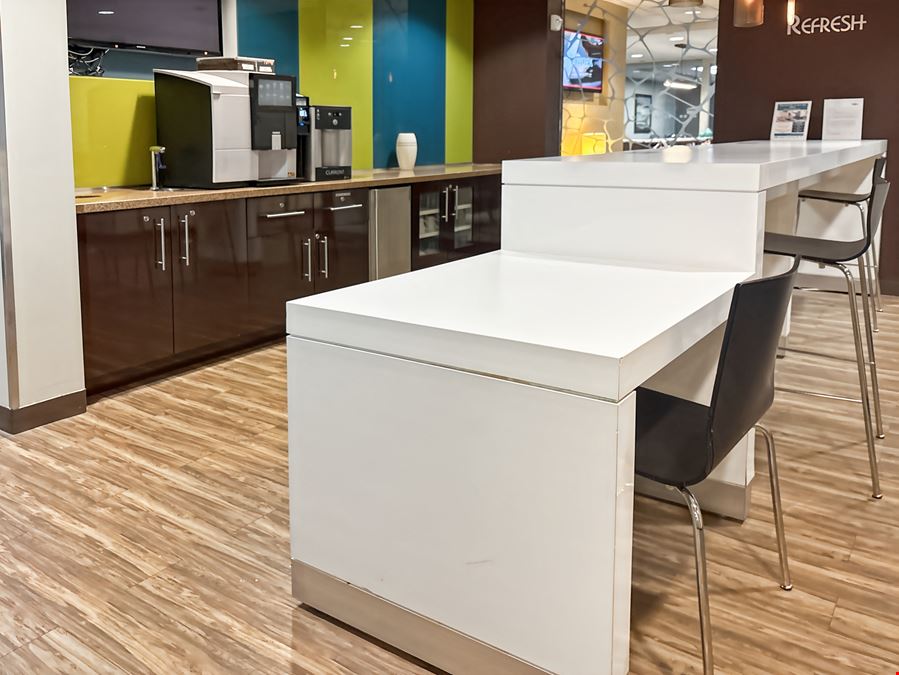Regus - Fairfax - Willow Oaks II