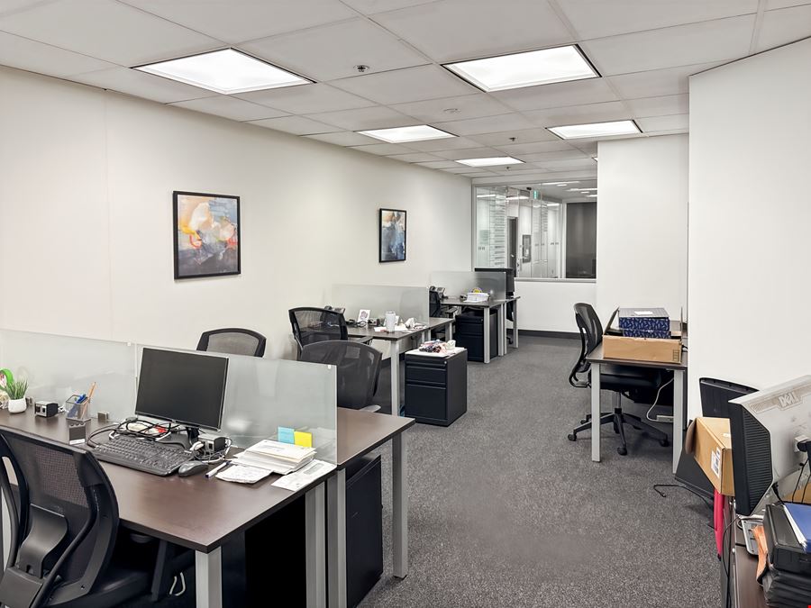 ON, Mississauga - Sussex Centre