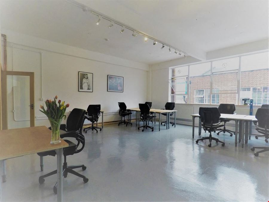 Bespoke Spaces - Hornsey