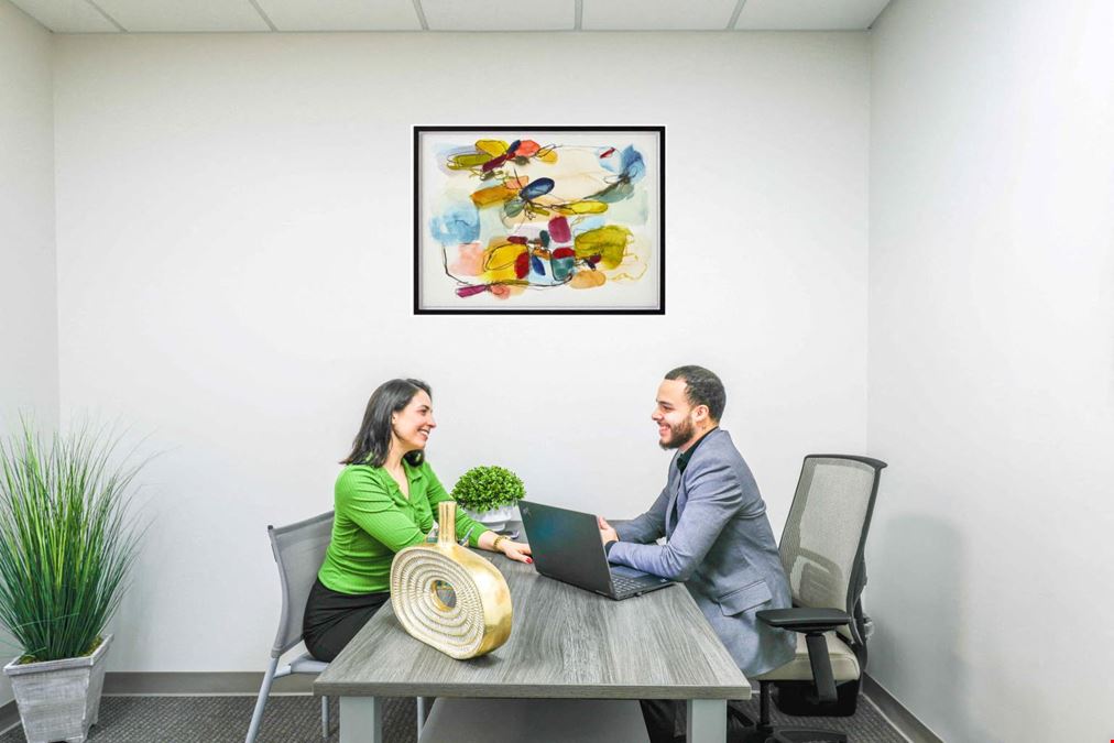 Quest Workspaces - Alhambra Plaza