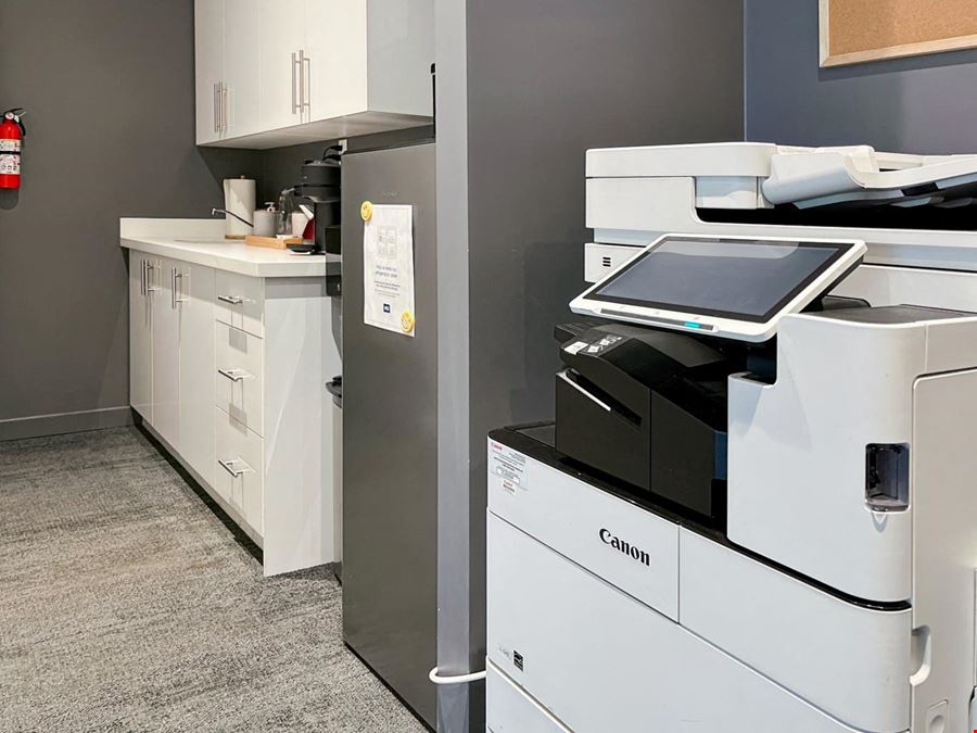 ON, Toronto - Hullmark Center