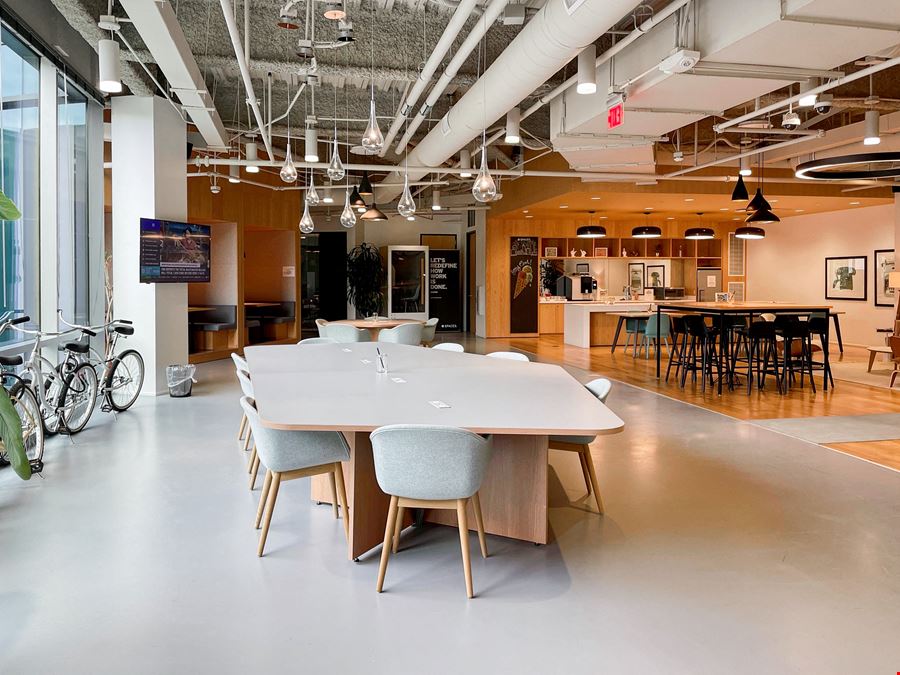 NC, Raleigh - Spaces Crabtree Terrace