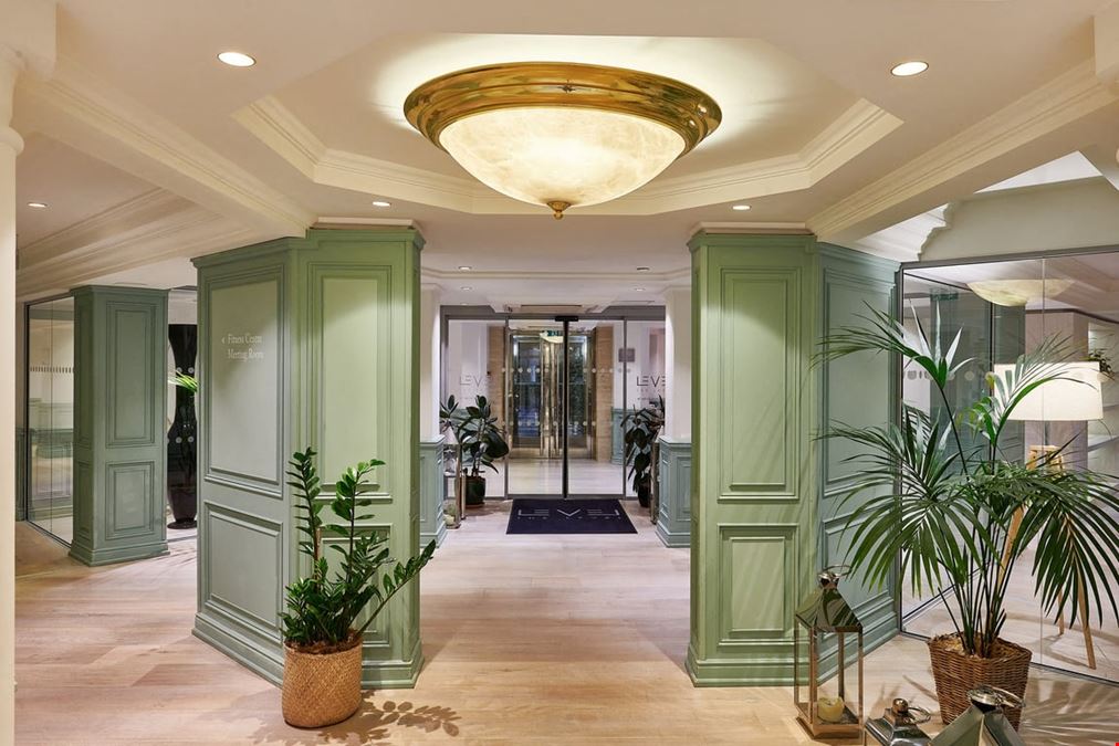 Melia White House Hotel